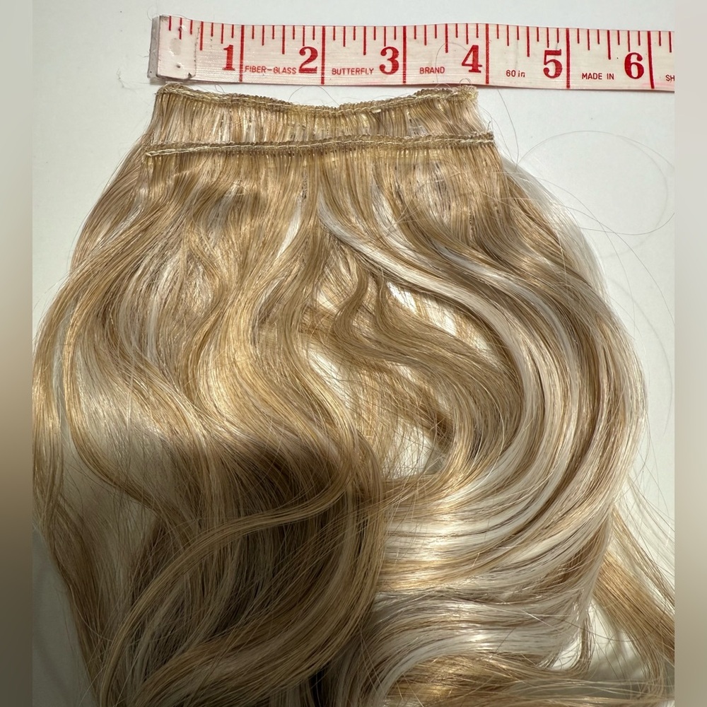 HAIR, Qty 4, 16” Wavy Clip or Halo Extensions, Blonde/Platinum - Picture 9 of 10